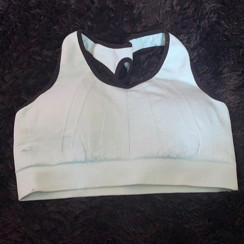 Sports bra
